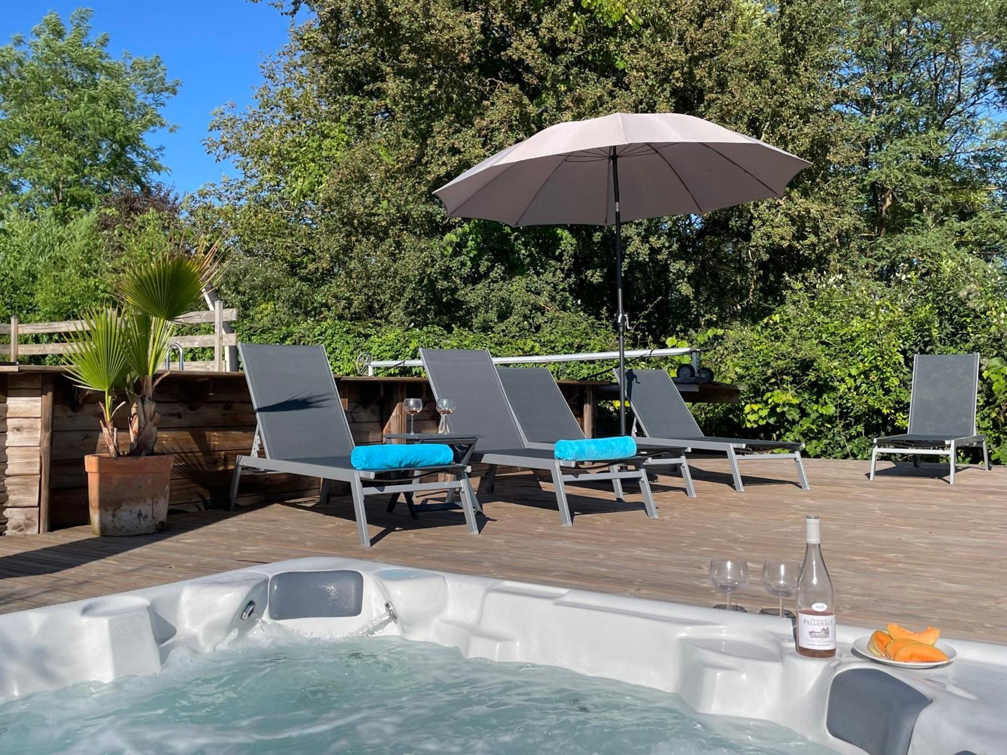 Gites De Verger, Stylish Self Catering Cottages In Sos Esterno foto