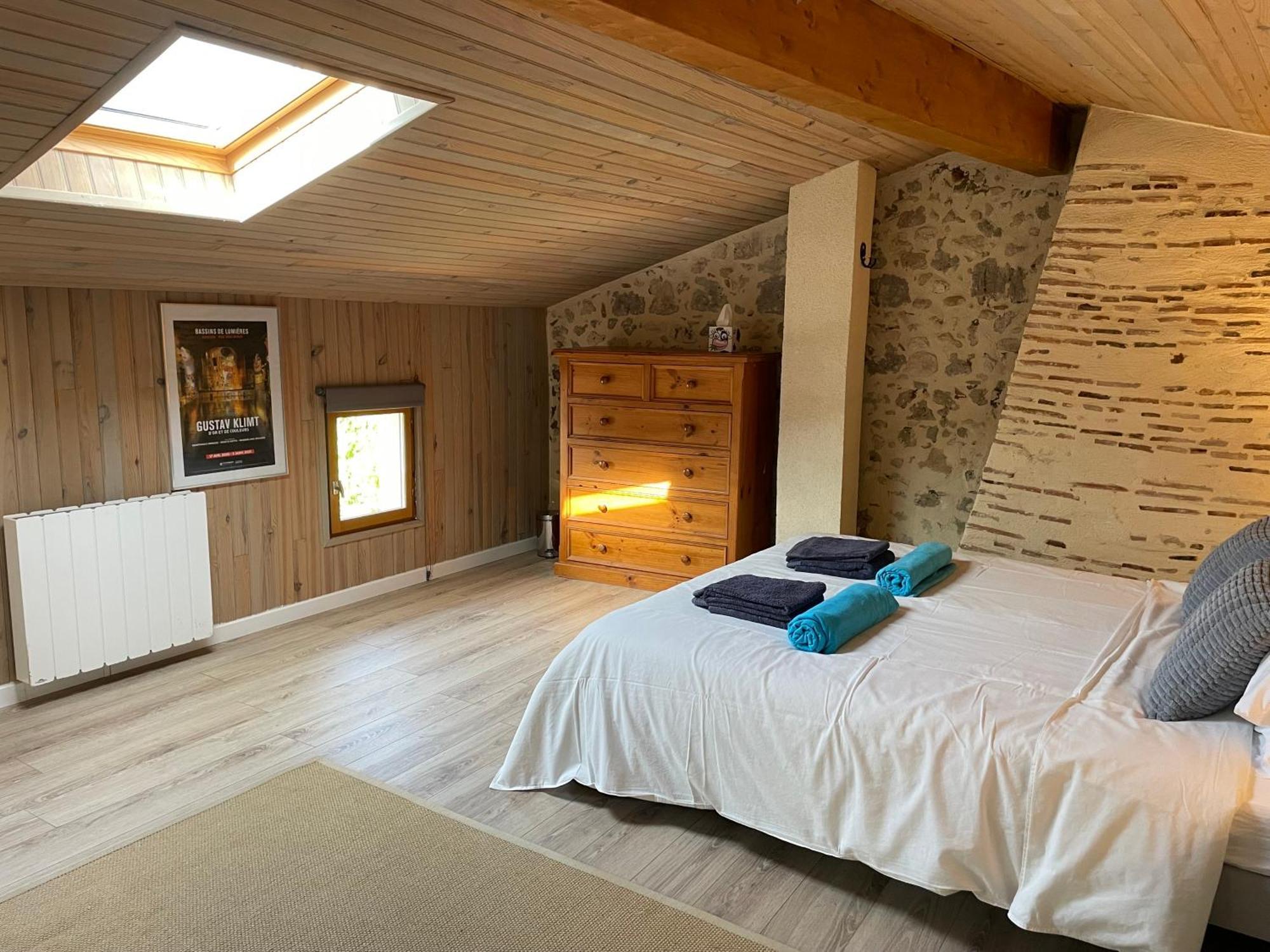 Gites De Verger, Stylish Self Catering Cottages In Sos Esterno foto
